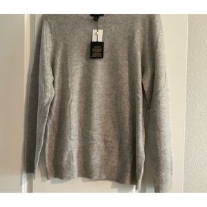 Brand New 100 percent Cashmere sweater by Charter Club